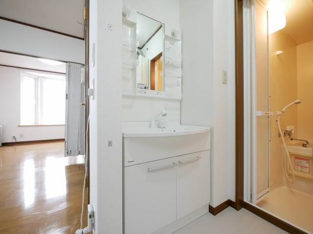 洗面設備　洗面所