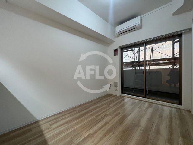 居室・リビング　セレニテ中崎町リアン　リビング