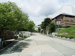 大学・短大　私立甲南女子大学（大学・短大）まで5677m