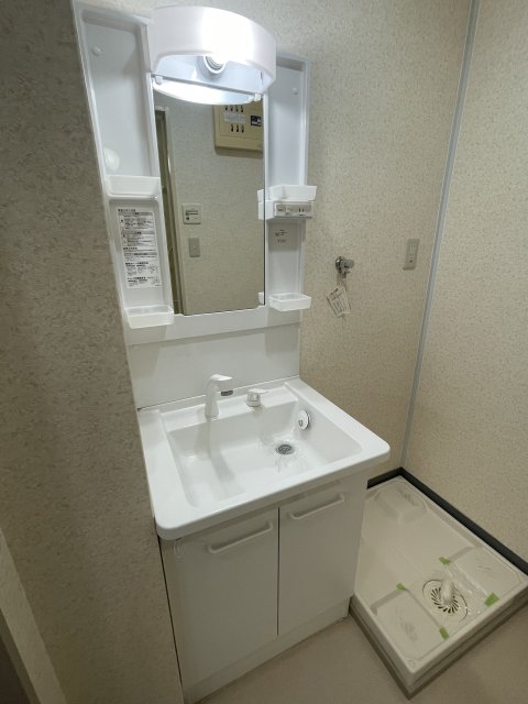 洗面設備　同物件別号室の写真です。