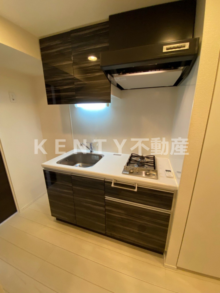 キッチン　コンパクトなキッチンで掃除もラクラク