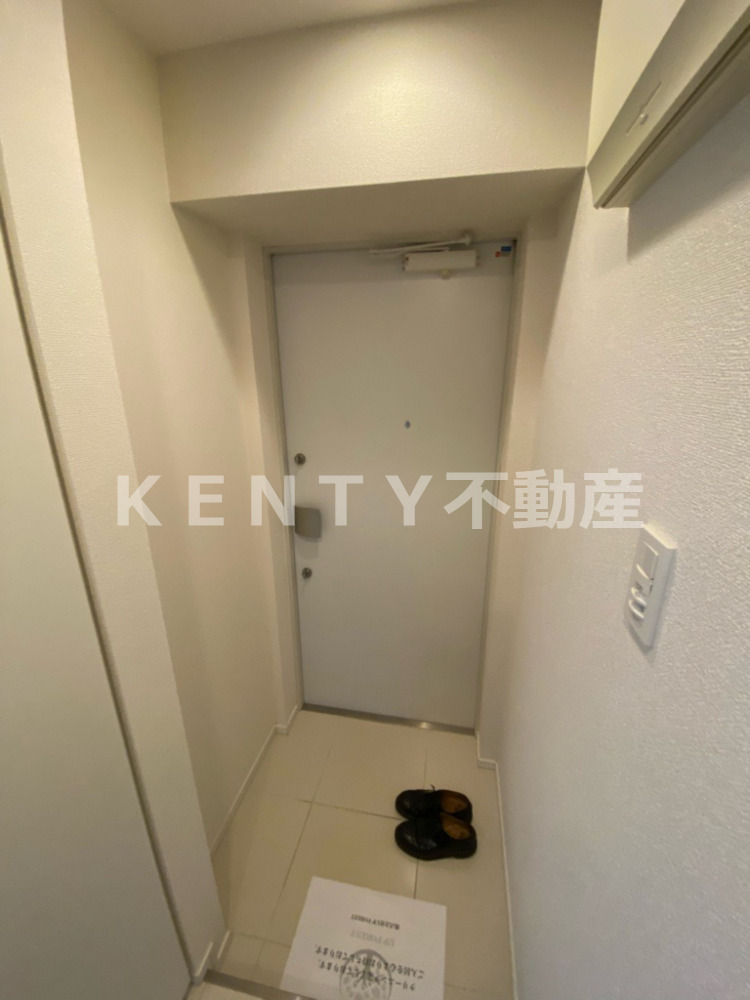 玄関　収納もある玄関です