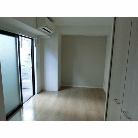 居室・リビング　広々とした洋室♪