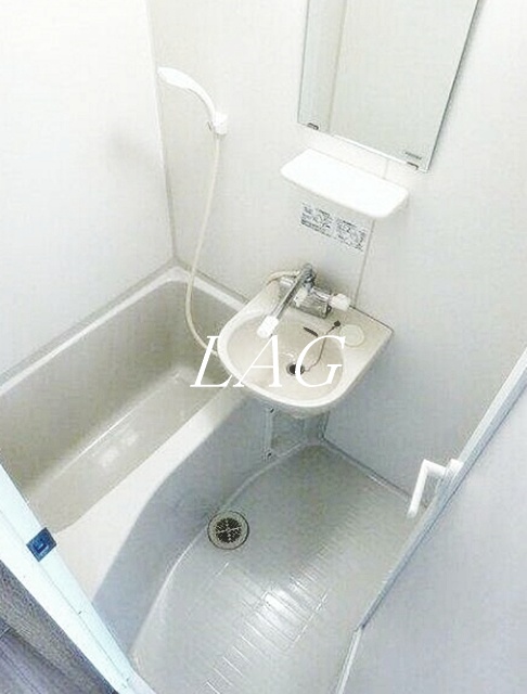 バス・シャワールーム　お風呂です。