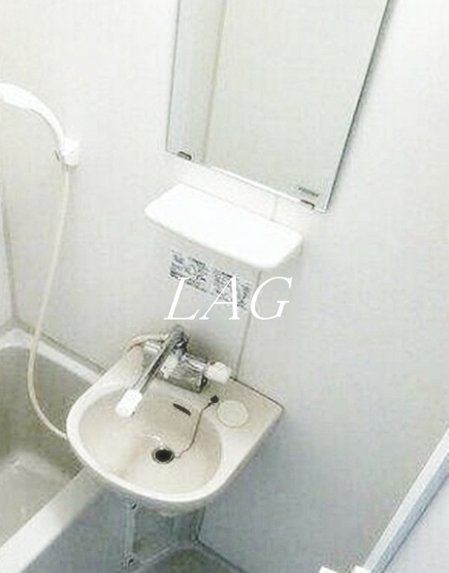 洗面設備　洗面台です。