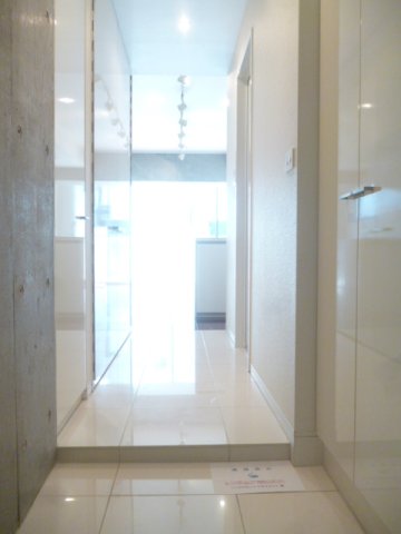 玄関　玄関※別部屋参考写真