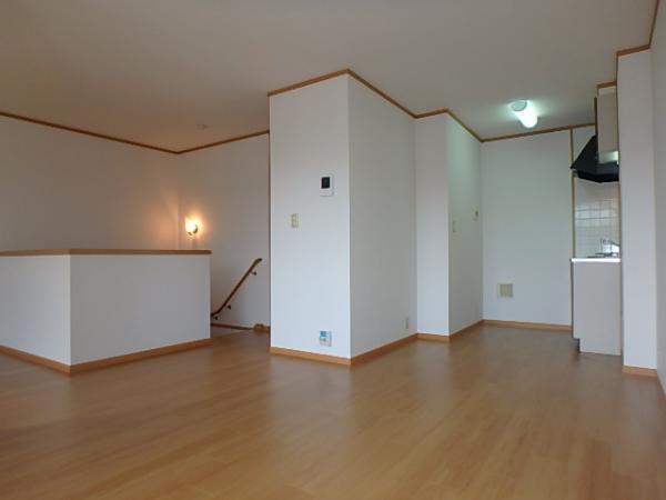 居室・リビング　★広々洋室★