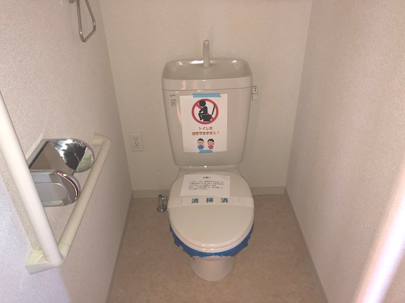 トイレ　別号室参照