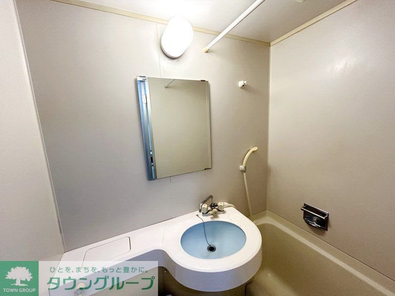 洗面設備　同シリーズ