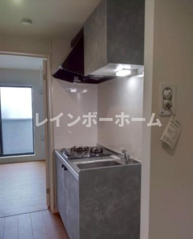 キッチン　コンパクトなキッチンで掃除もラクラク