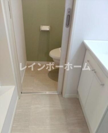 その他部屋・スペース　明るい色調の室内です