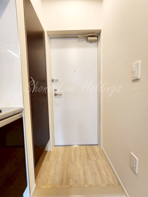 玄関　★大型シューズボックス完備★