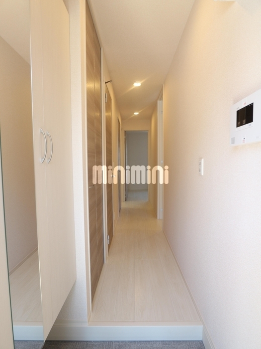 玄関　５月２９日撮影