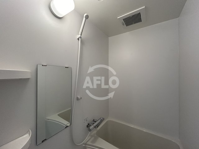 バス・シャワールーム　みおつくし春日出　浴室