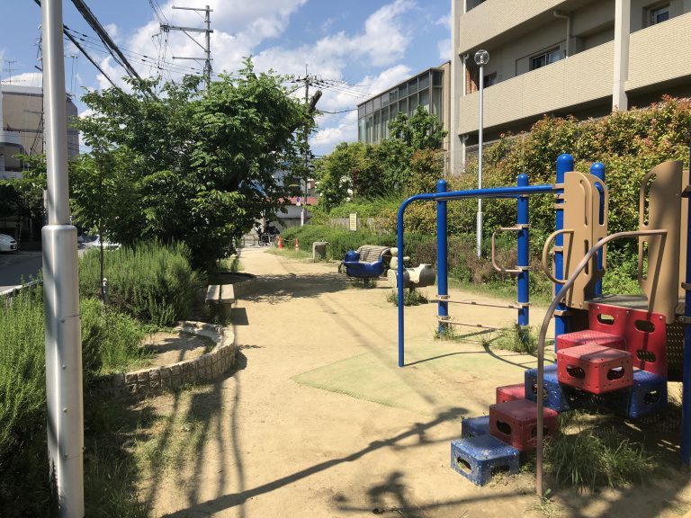 公園　城山町3丁目第2公園（公園）まで357m