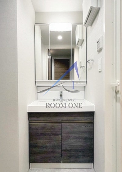 洗面設備　洗面台です。