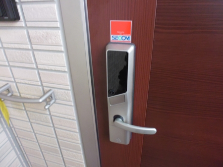 セキュリティ　同タイプ物件の内観イメージです♪