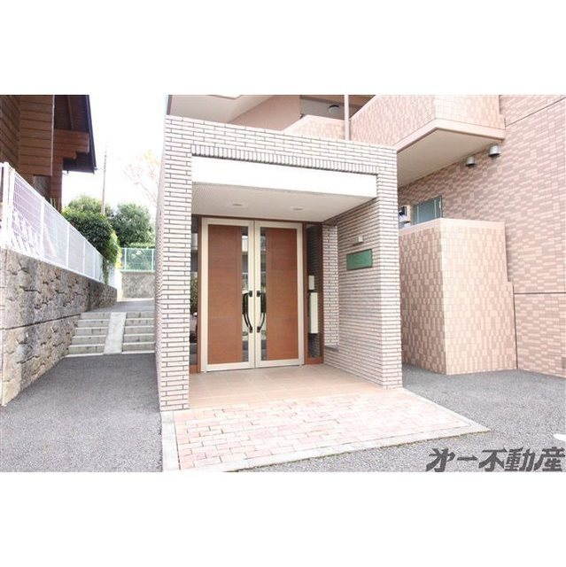 エントランス　エントランス