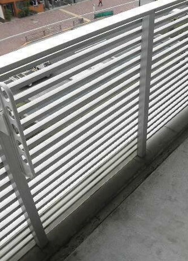 バルコニー　（同一仕様写真）