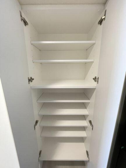 収納　同物件別部屋写真
