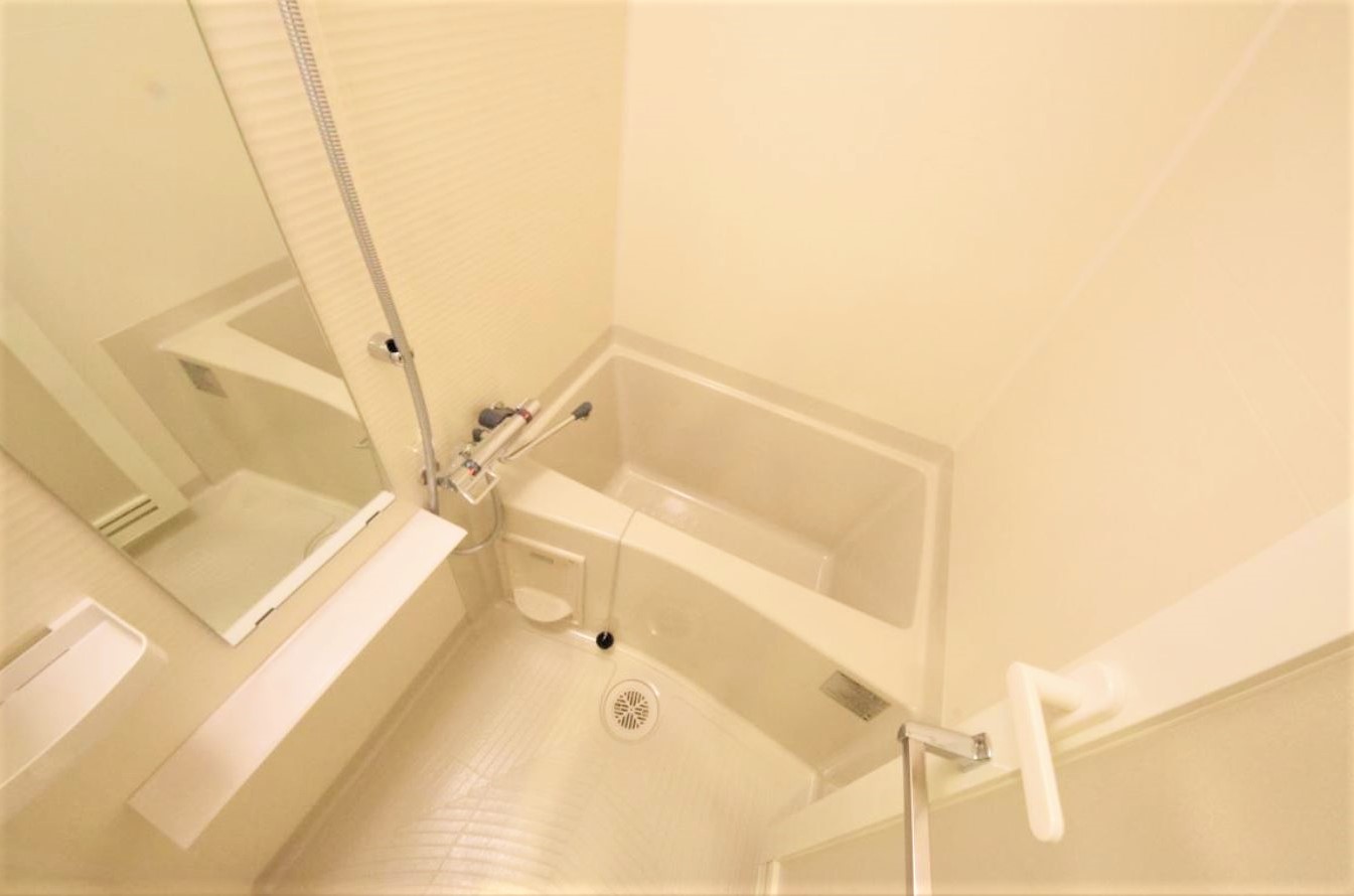 バス・シャワールーム　★浴室乾燥機付きバスルーム★