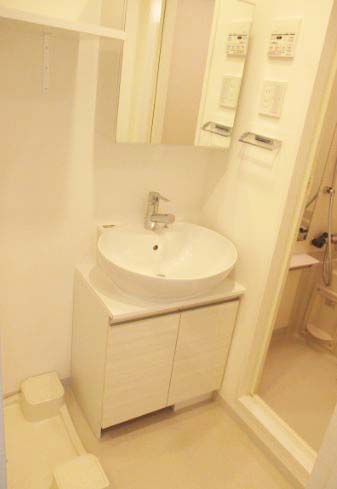 洗面設備　★収納付き、独立洗面台★