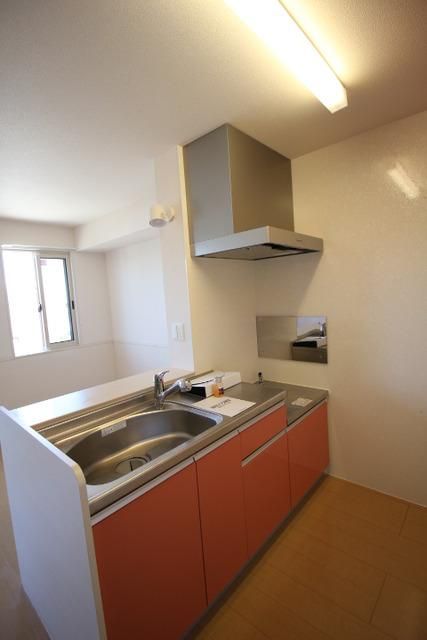 キッチン　収納スペース豊富なキッチン