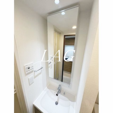 洗面設備　洗面台です。