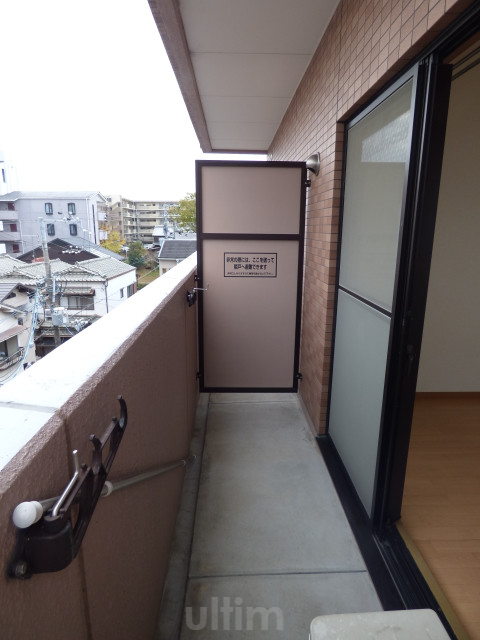 バルコニー　※他のお部屋の写真です。