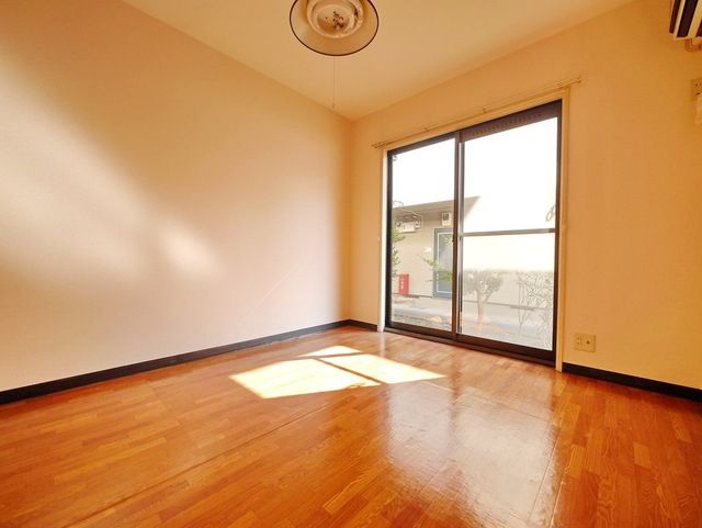 居室・リビング　★お部屋探しは、タウンハウジング多摩センター店へ★