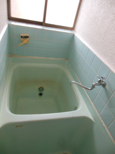 バス・シャワールーム　【浴室】※別部屋写真