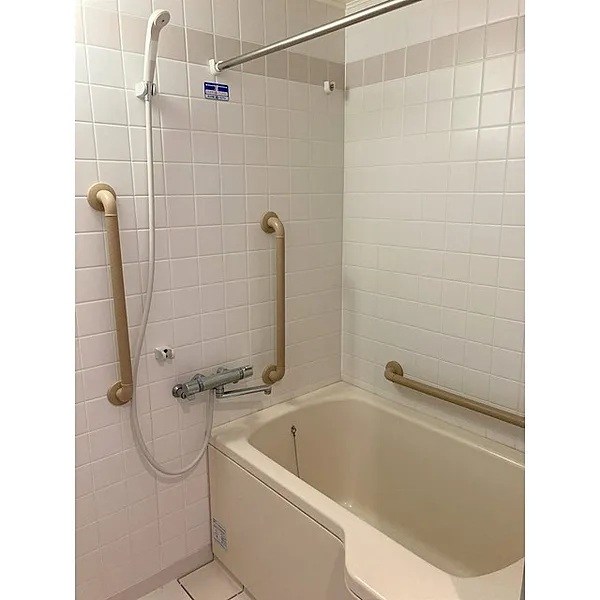 バス・シャワールーム　別部屋参考写真