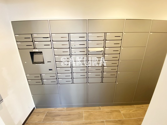 その他共有部分　外出の多い方でも安心の宅配ボックス付き♪