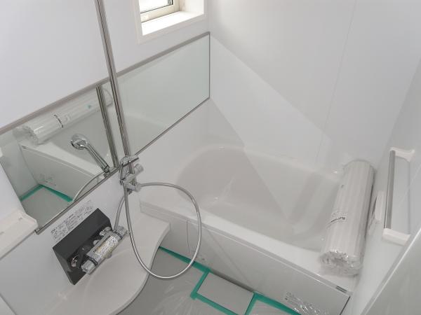 バス・シャワールーム　浴室