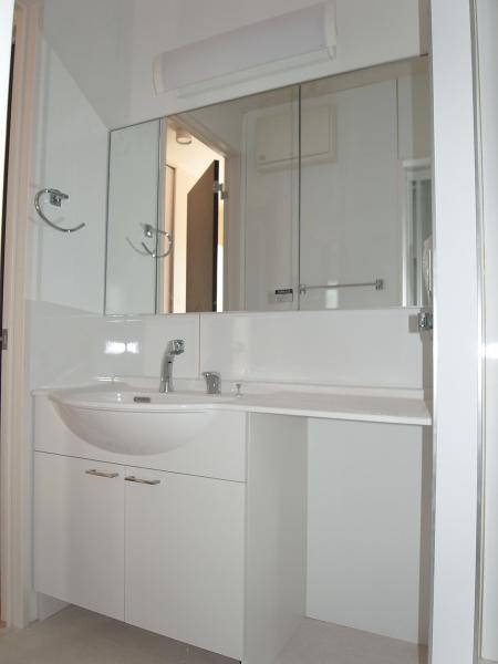 洗面設備　洗面所