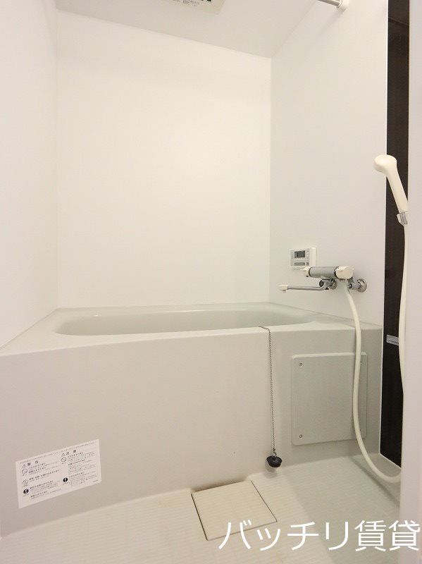 バス・シャワールーム　同型タイプのため、現況を優先します。