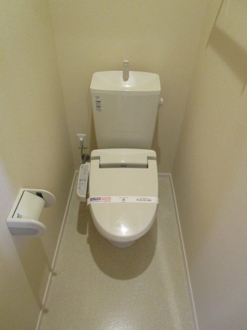 トイレ　★温水洗浄便座★