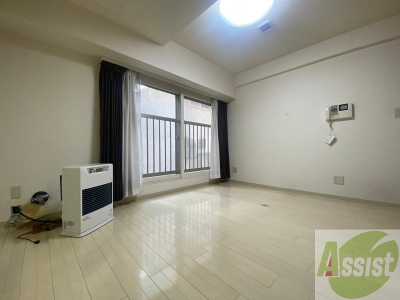 居室・リビング　広くてキレイなお部屋が広がっていて、充実した生活が送れそう。