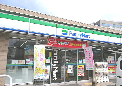 コンビニ　ファミリーマート 南吹田一丁目店（コンビニ）まで1088m
