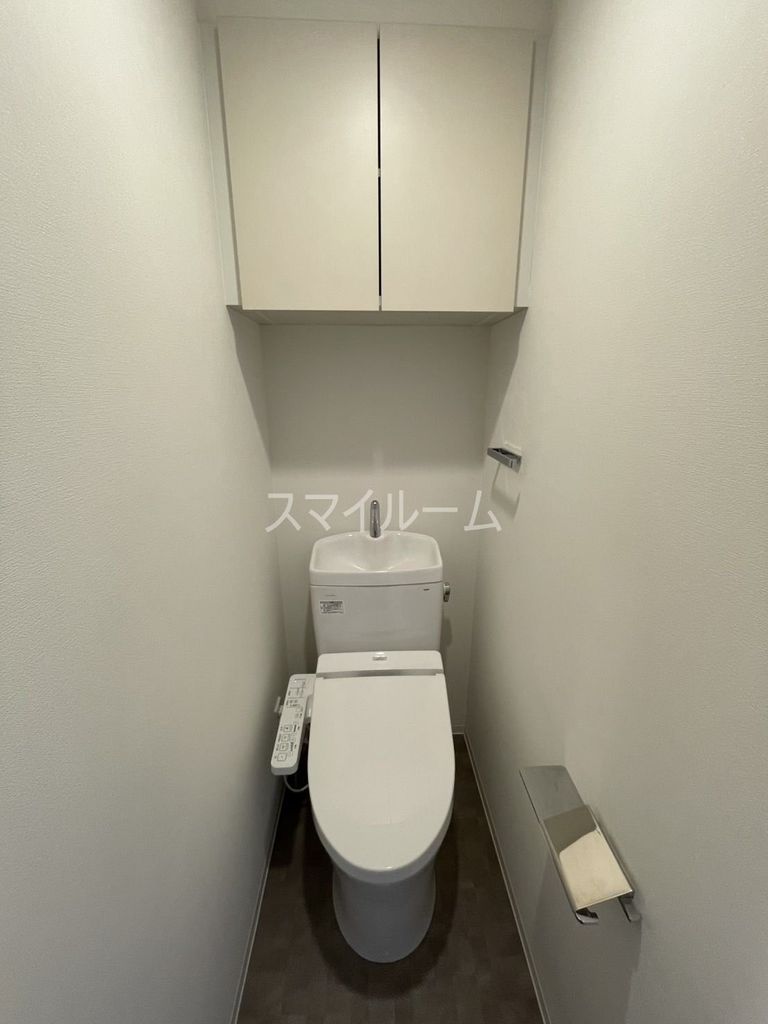 トイレ　別部屋参考写真となります。