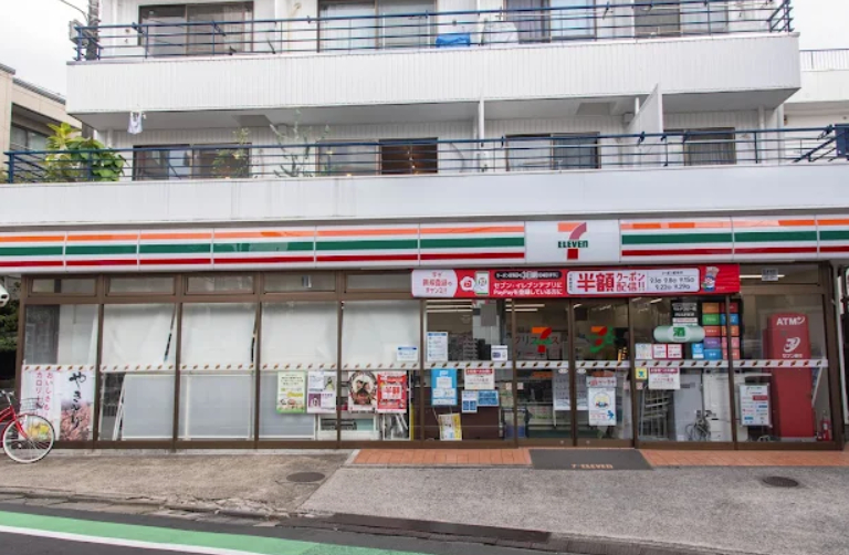 コンビニ　セブンイレブン渋谷富ヶ谷2丁目店（コンビニ）まで146m