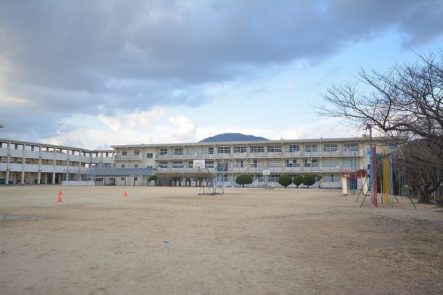 小学校　北九州市立　田原小学校（小学校）まで650m