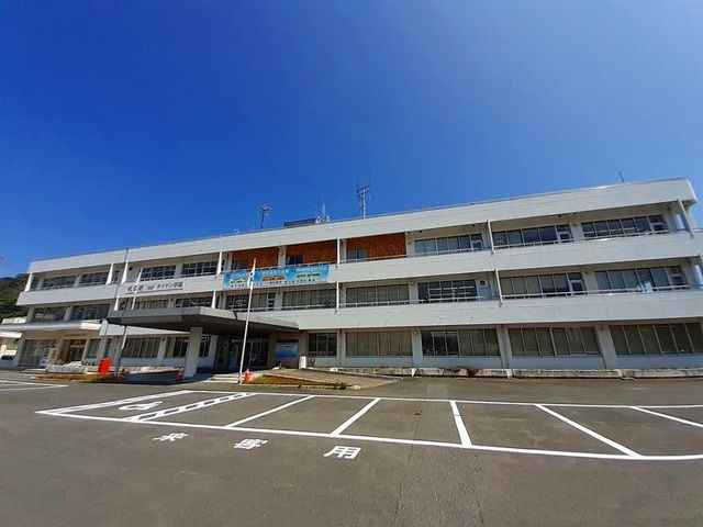 役所　東松島市役所鳴瀬庁舎（役所）まで500m