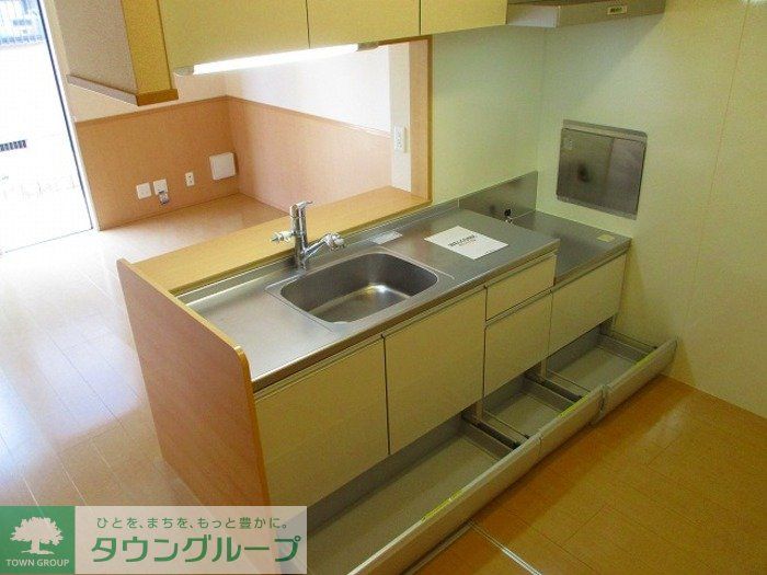 キッチン　お問合せはタウンハウジングまで！※現地待合わせ相談可能