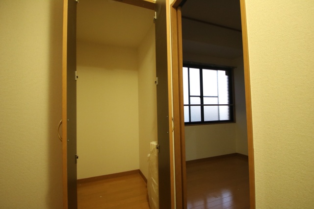 収納　※別室の参考写真の為、現況優先です。