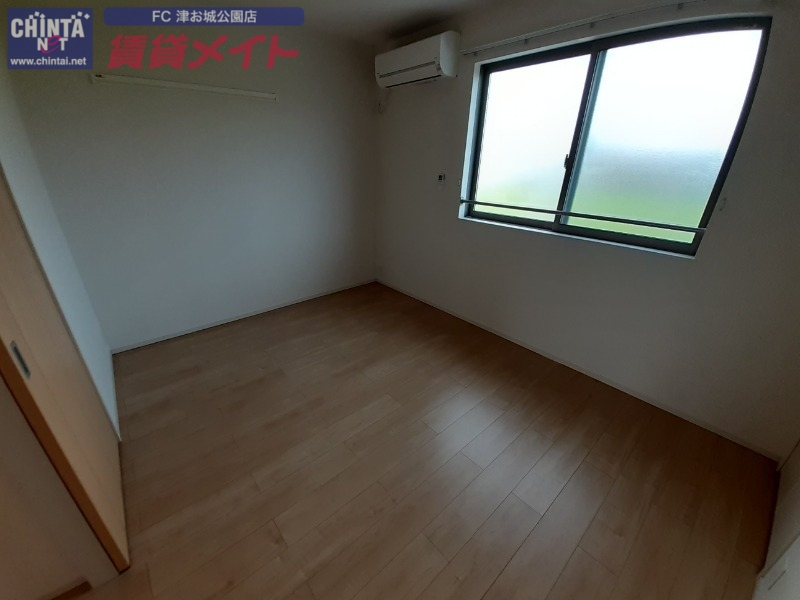 その他部屋・スペース　同型反転写真です。
