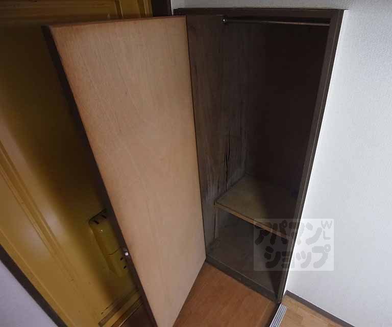 収納　玄関横の収納