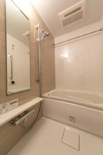 バス・シャワールーム　※写真は同タイプ住戸です。