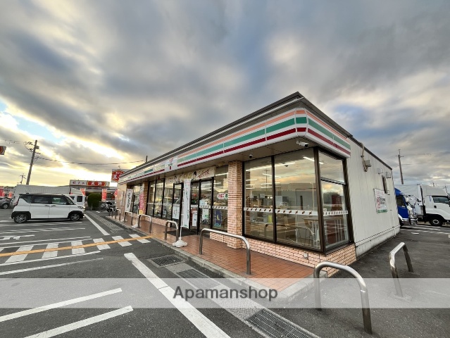 コンビニ　セブンイレブン（コンビニ）まで1376m