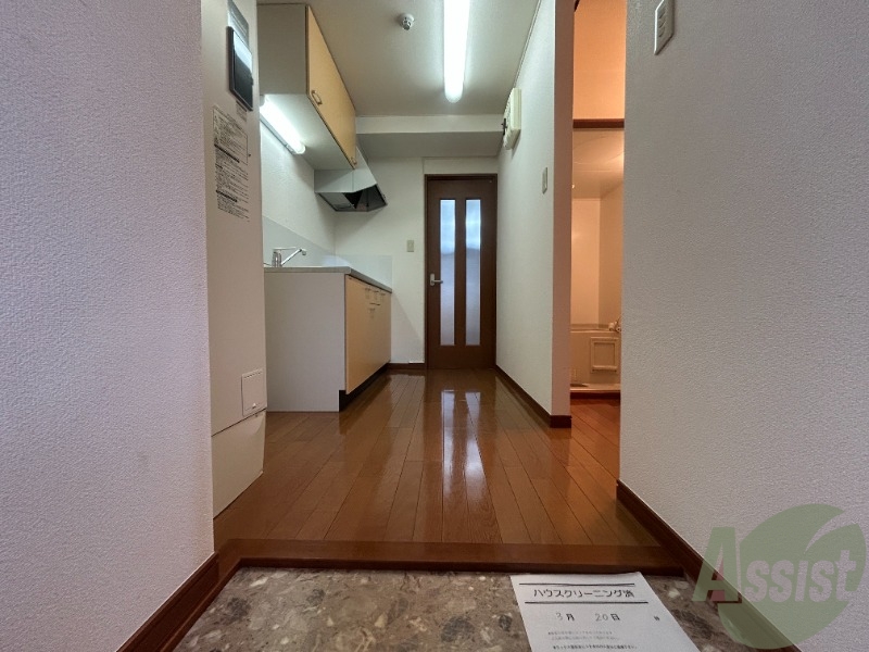 玄関　玄関を入ったイメージはこのような感じになっております。